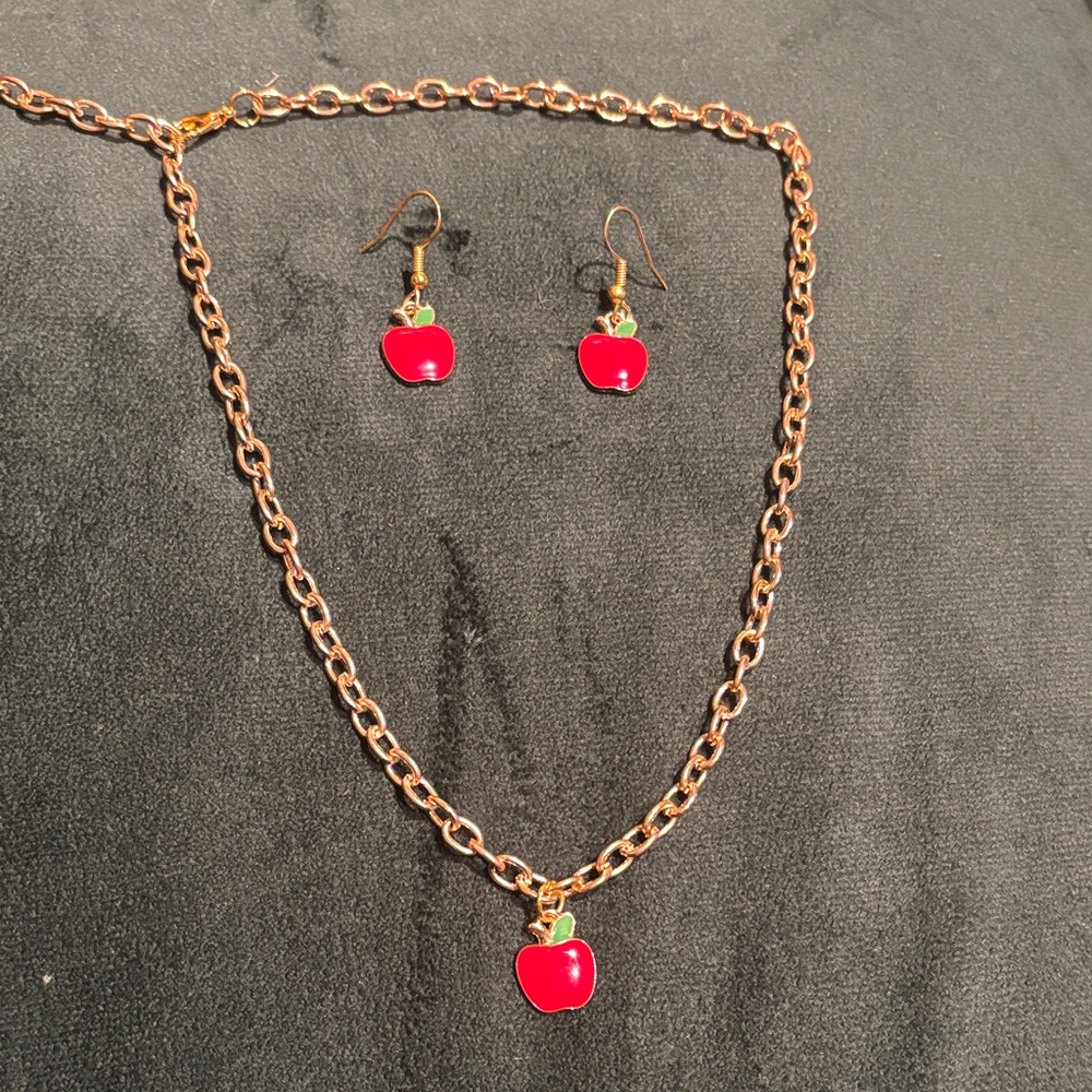 Chic Gold and Red Apple Necklace Set
